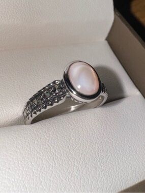 925 Mother-of-Pearl Cabochon and Marcasite Stones Sz 9 (video)